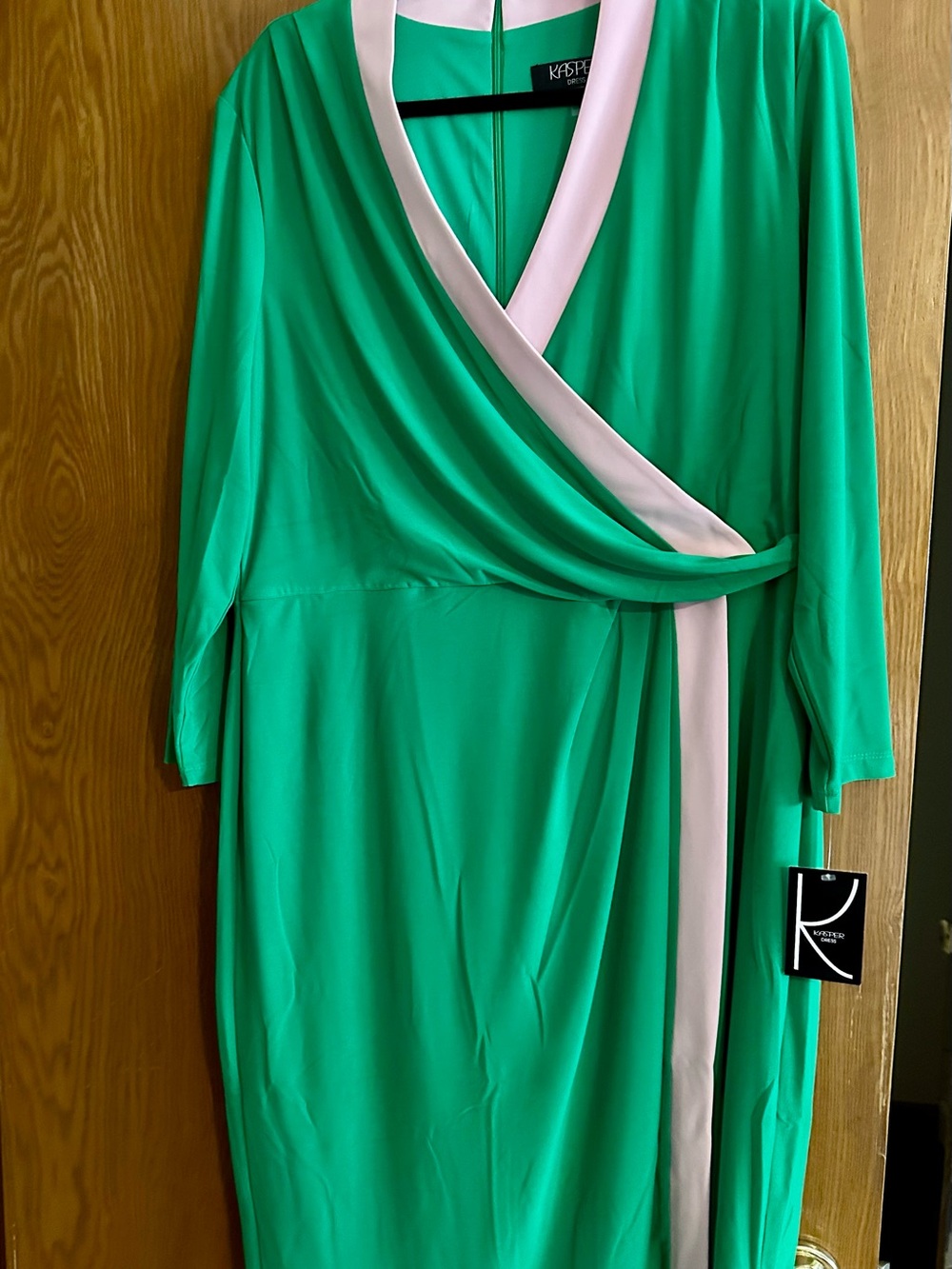 Kasper Emerald Green Wrap Dress with Light Pink Trim. Size XL